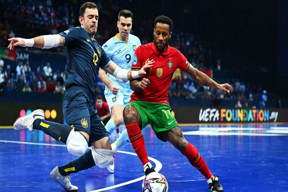 又绝杀！这支球队真的懂浪漫